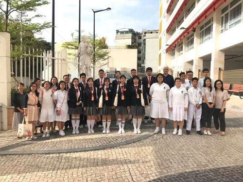 上海财经大学附属中学到访圣六