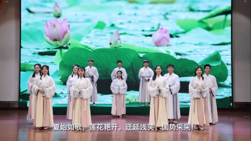 粵澳兩地學生歌詠蓮花，共抒情懷-嶺南師範學院附中