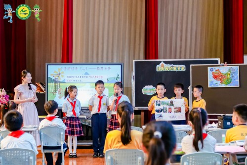 两校学生分享家乡的美景及研学点