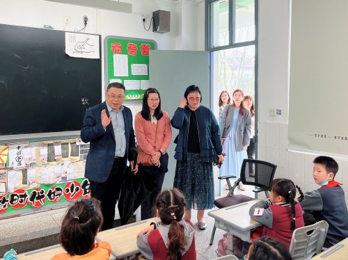 参访南京小营小学班级