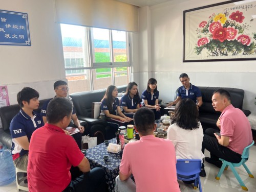 同善堂中学与深圳平湖外国语学校代表交流