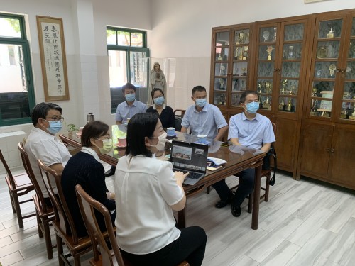 汪娅如主任介绍家校合作会建设及系列活动