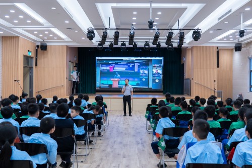 青洲中學廖玉光副校長致辭