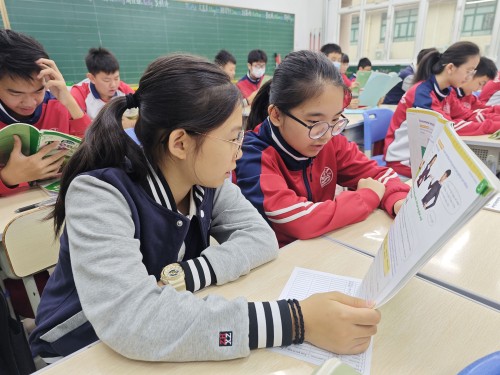 结对学生同上一堂课