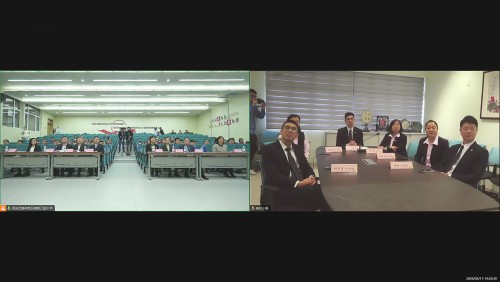 双方学校进行教学交流