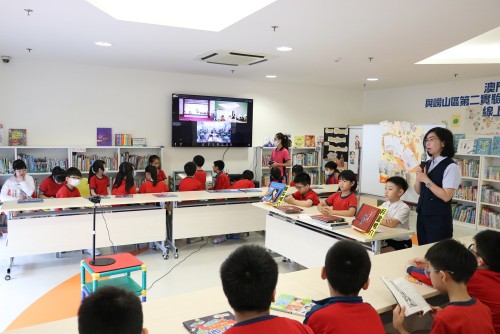 三地学生进行线上阅读分享