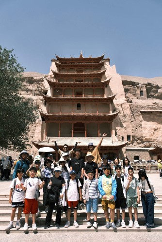 敦煌莫高窟九层塔