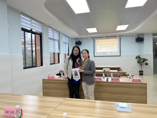 圣公会中学（澳门）老师与北海市统战部领导合影